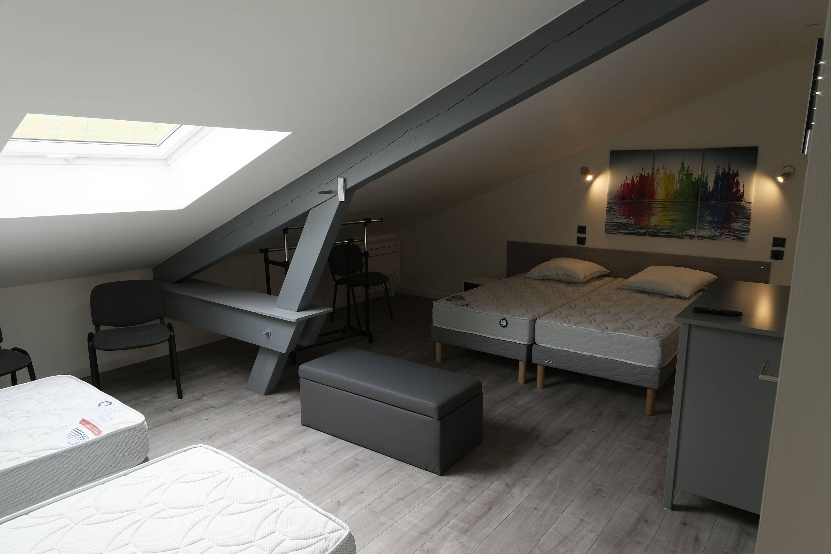 Chambre 4 — Les Portes